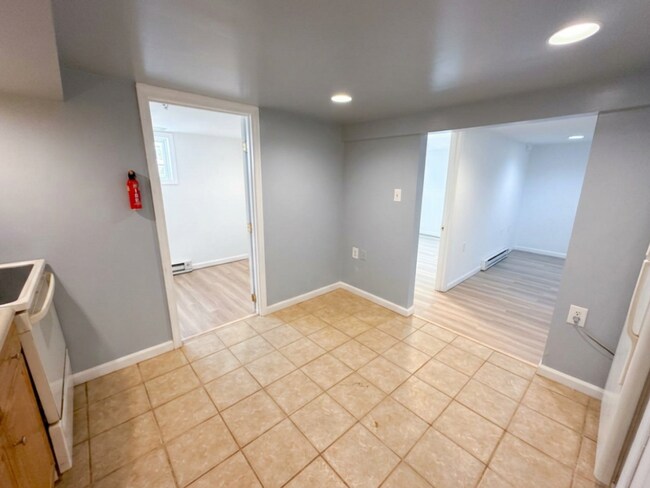 Building Photo - 209 4th Ave