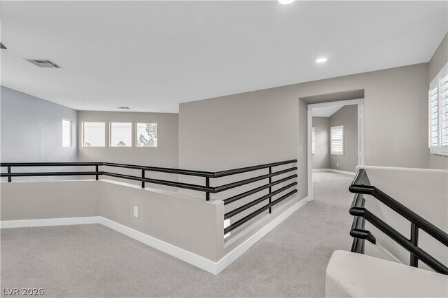 Building Photo - 1712 Estrella St