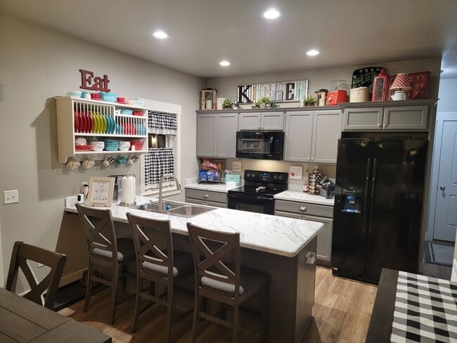 Building Photo - Cute and Cozy Two Bedroom, Two Bath at Josephine Crossing!!