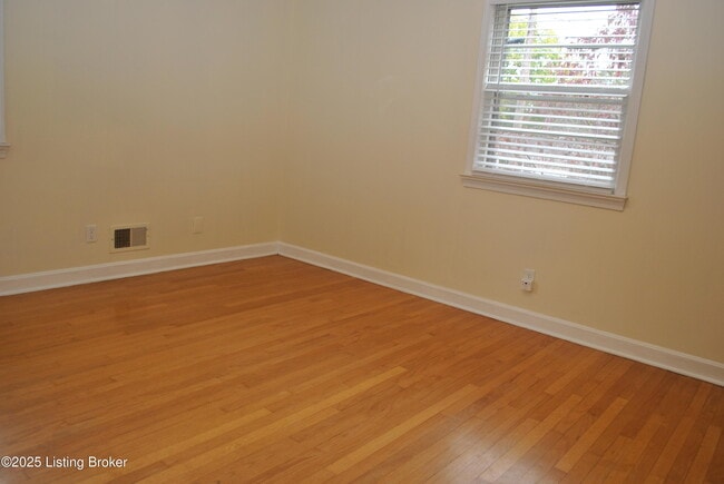 Building Photo - 12011 Brookmoor Dr