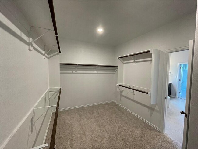 Building Photo - 14109 Pennington Ln