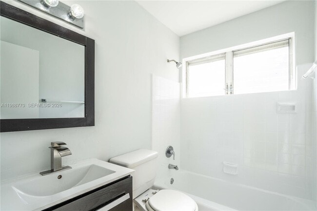 Building Photo - 7931 East Dr