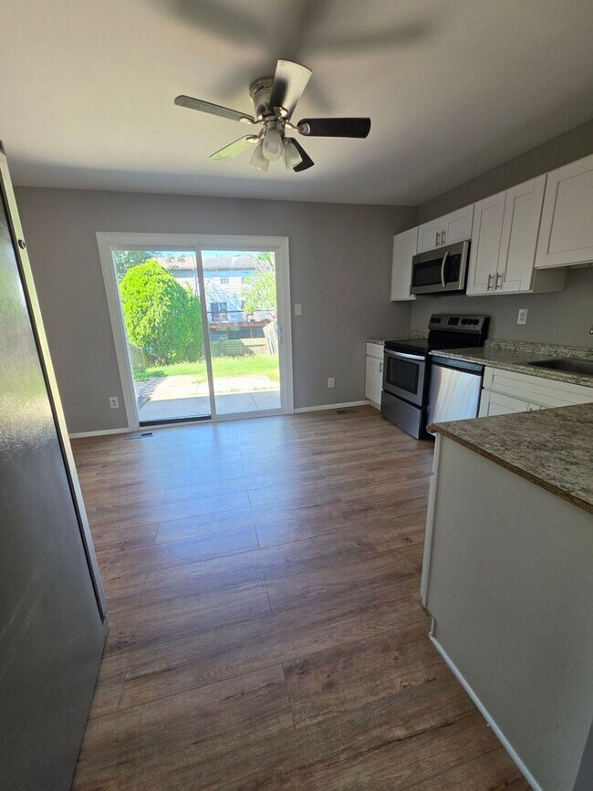 Building Photo - 1368 Harford Square Dr