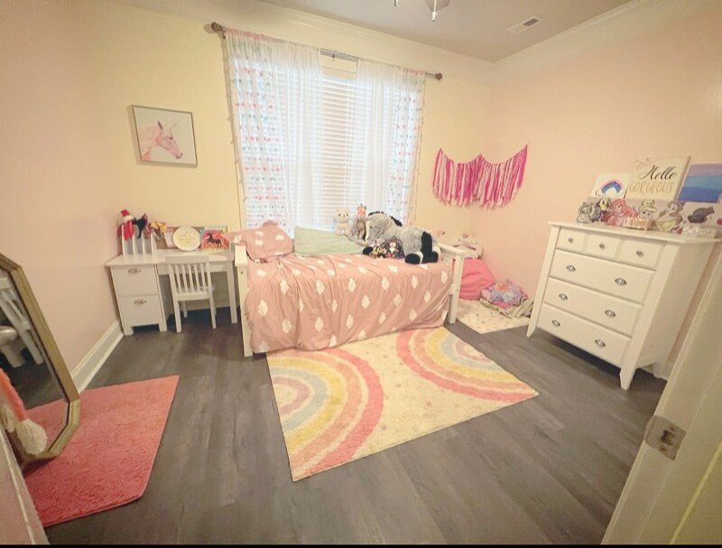Building Photo - 660 Scarlet Baby Dr