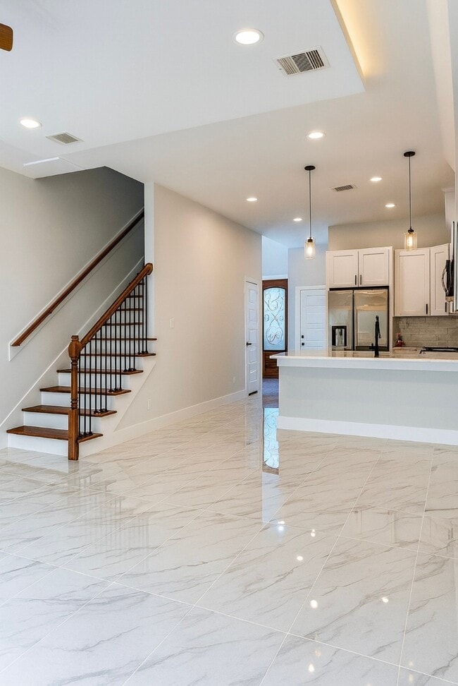 Building Photo - 8131 St Louis St