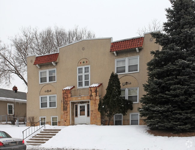 4214 Fremont Ave N 4214 Fremont Ave N Minneapolis MN 55412