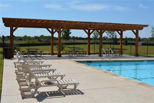Building Photo - 16020 Hampton Bliss Trce