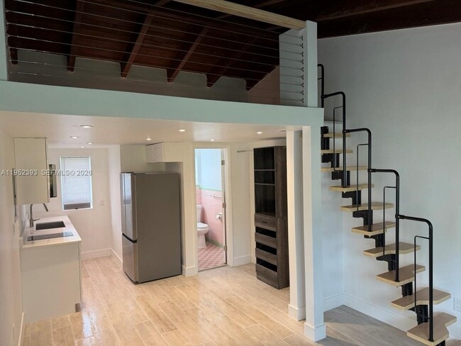 Building Photo - 35 NE 80th Terrace