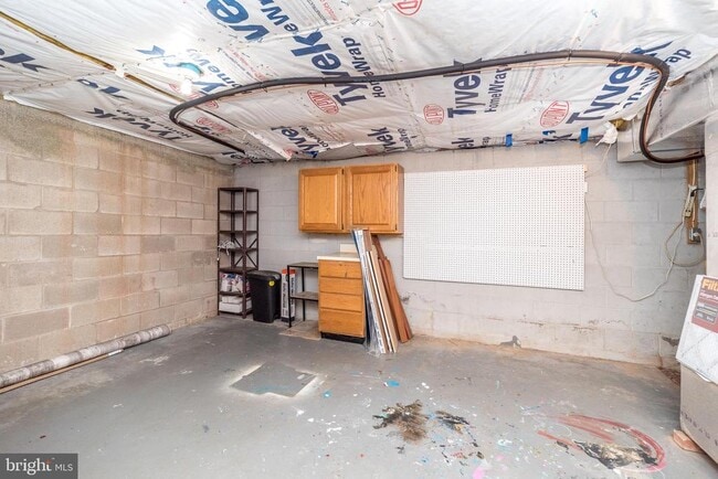 Building Photo - 108 Susan Constant Ct