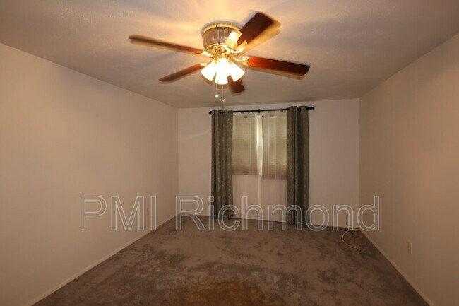 Building Photo - 15808 Tinsberry Pl
