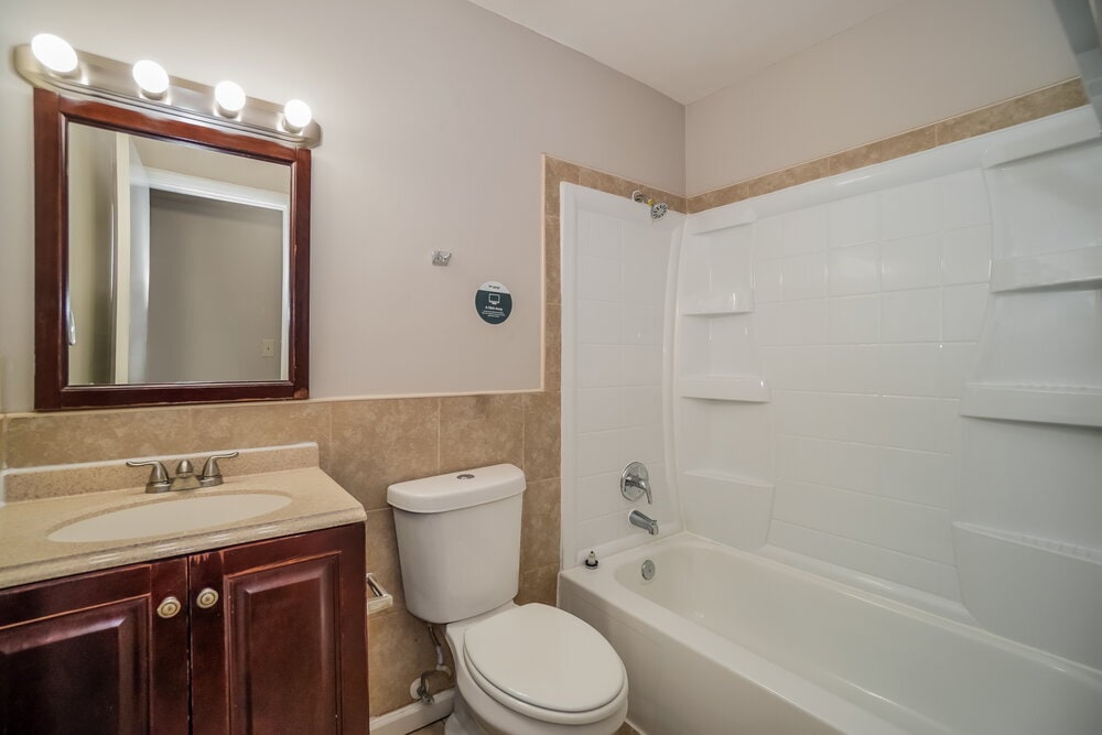 Building Photo - 8606 Canyon Cove Rd