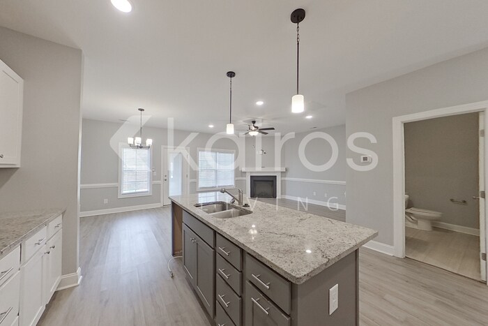 Building Photo - 3713 Oak Leaf Wy
