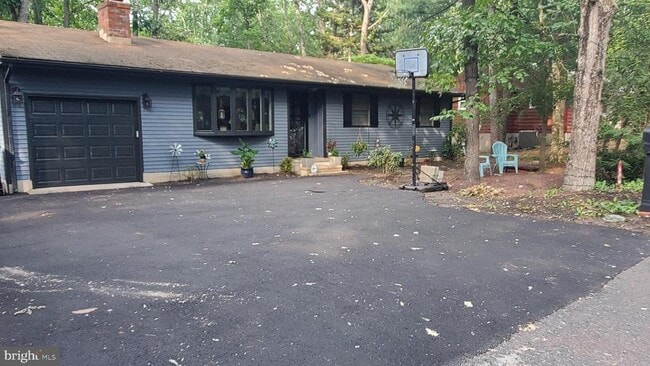 Building Photo - 177 Wabeeno Trail