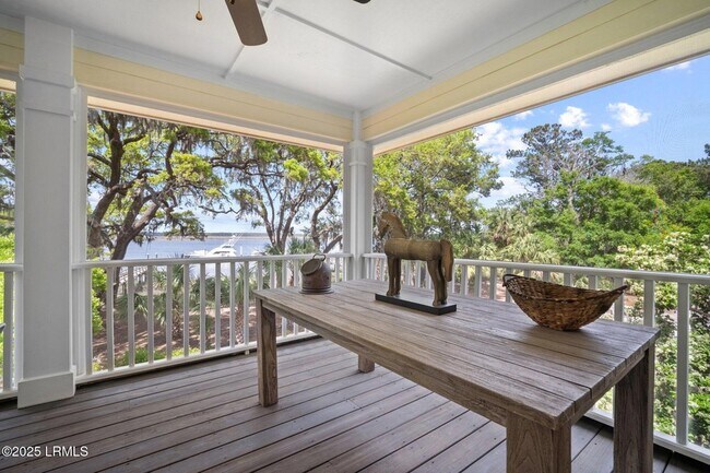 Building Photo - 32 Sparrow Nest Point