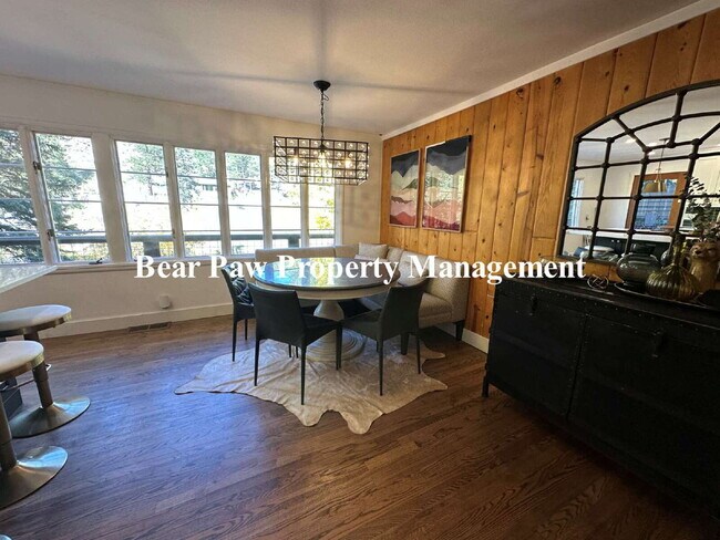Building Photo - Cozy FURNISHED or  Unfurnished  2-Bed, 2-B...