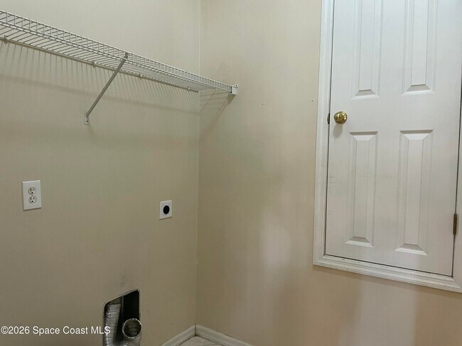 Building Photo - 4521 Decatur Cir