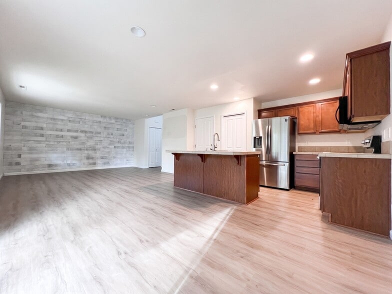 Building Photo - 24127 134th Ct SE