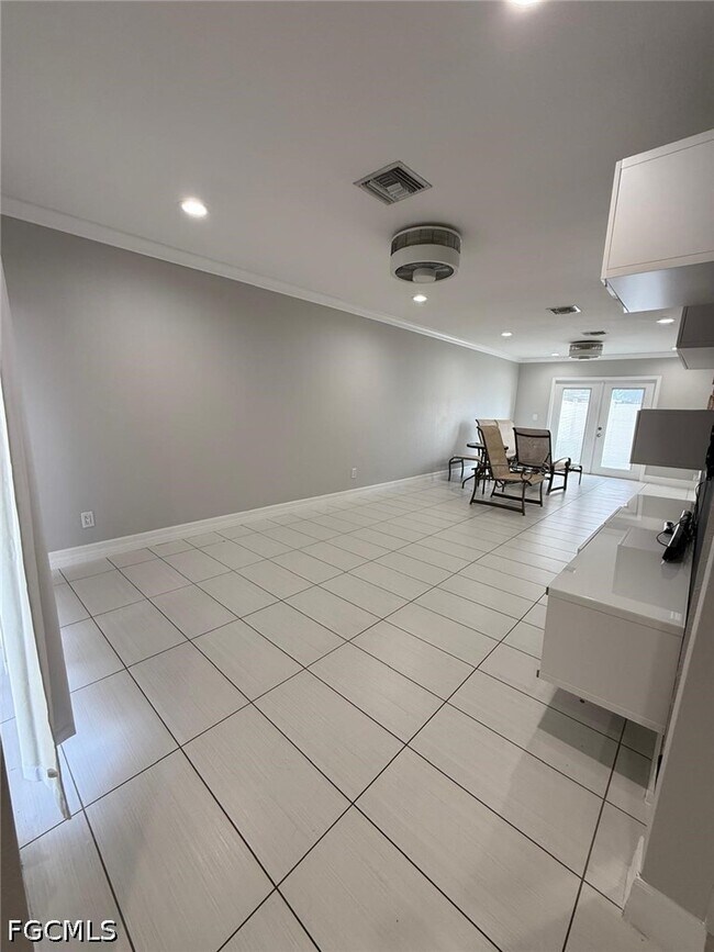 Building Photo - 4797 Albacore Ln