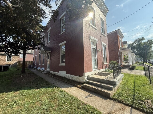 Building Photo - 101 Shelby St