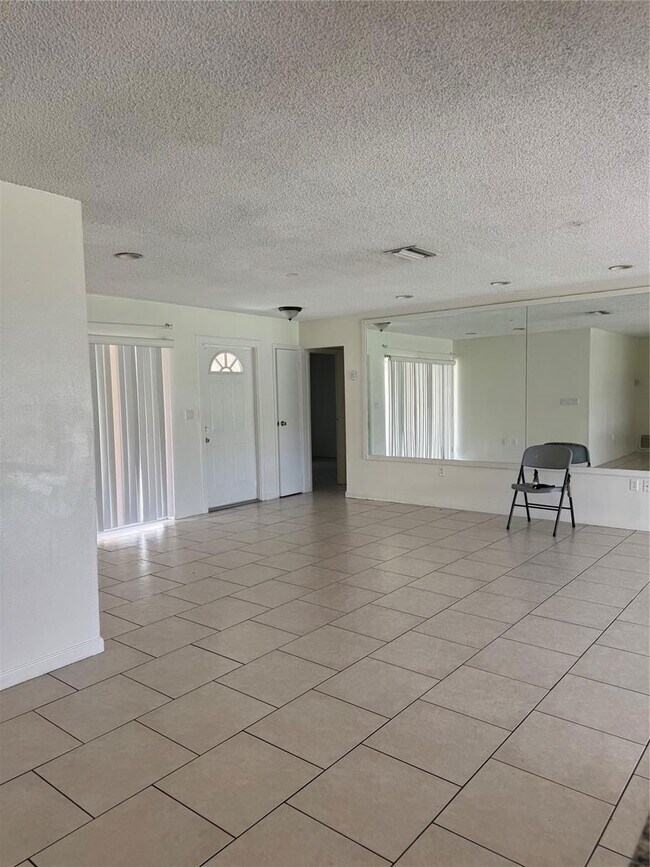 Building Photo - 9651 Sunset Strip