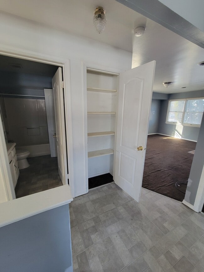 Building Photo - 1501 Broadfording Rd