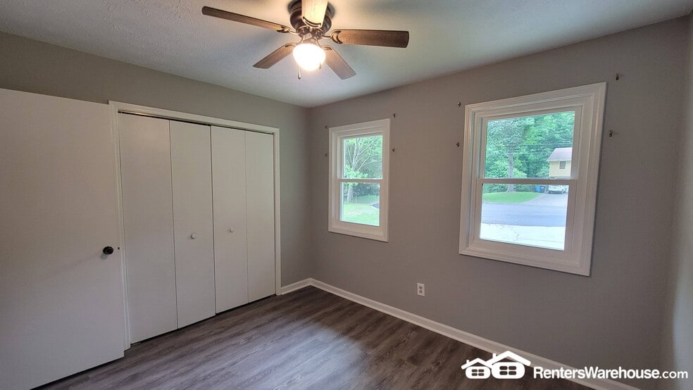 Building Photo - 3039 Jonathan Ct SW