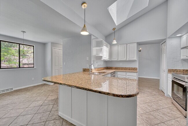 Building Photo - $3,645.95 with $300 Cleaning Voucher, 4 Beds - 3.5 Bath, Single Family Home in Westminster with S...