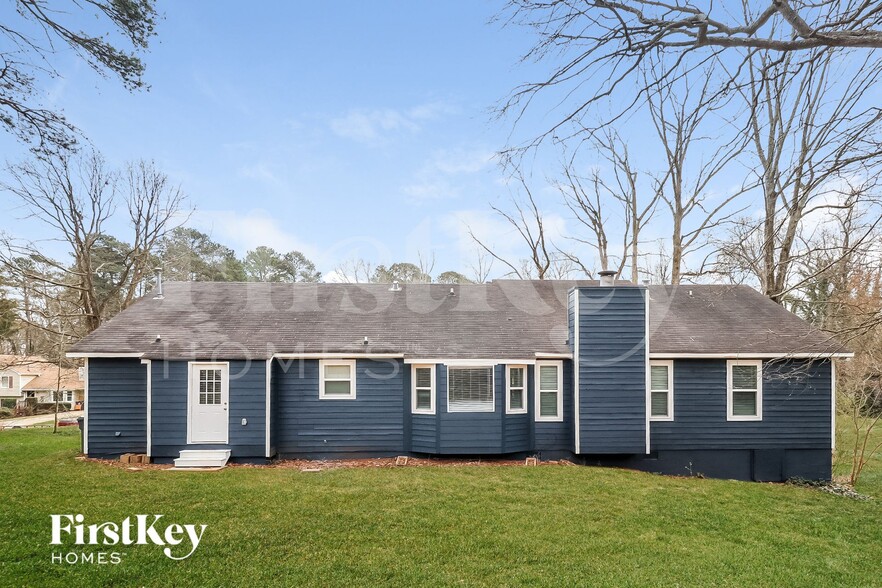 Building Photo - 1399 Ashbrook Dr NW