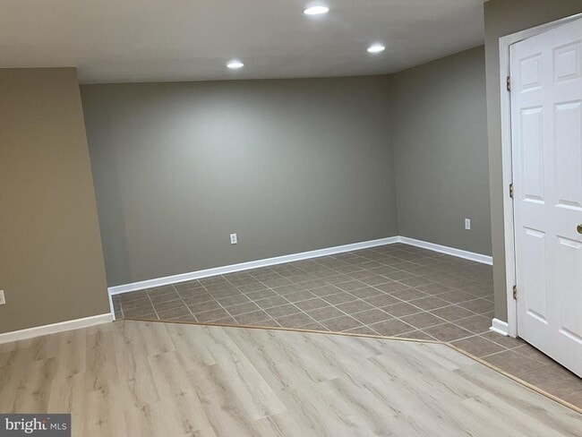 Building Photo - 514 Gentlewood Square