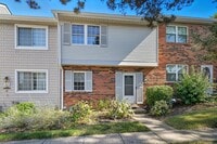 Building Photo - Three Bedroom Condo in West Chester!
