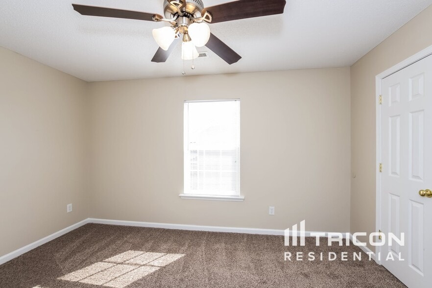 Building Photo - 457 Cape Jasmine Way