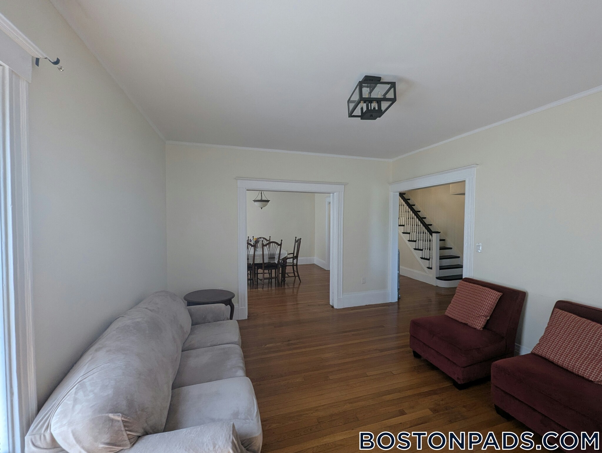 Building Photo - 27 Bourneside St