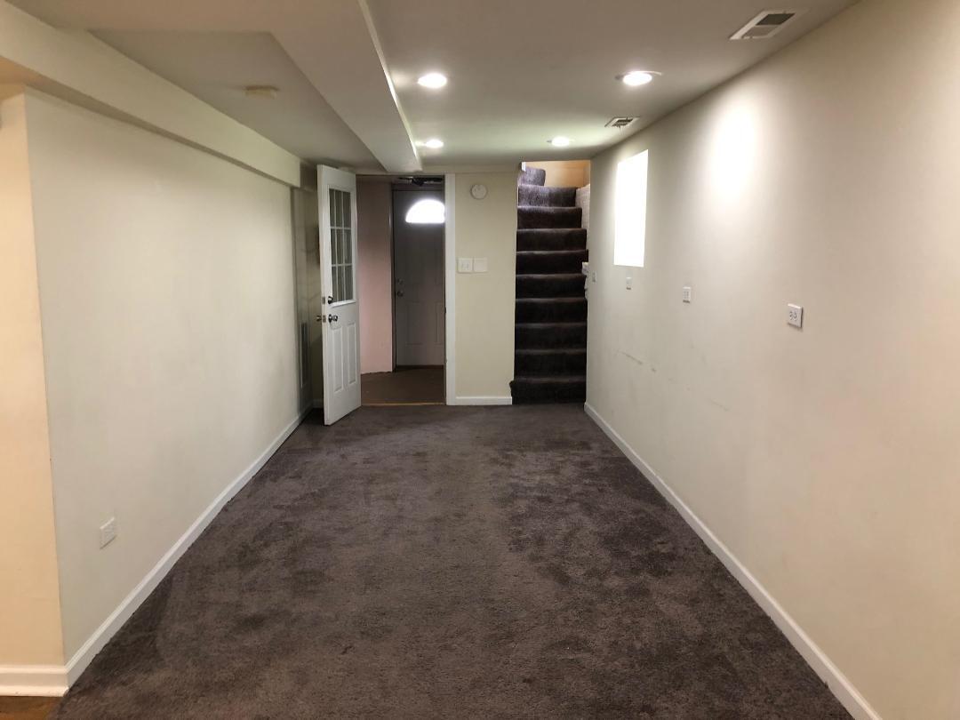 Building Photo - 1703 W Irving Park Rd