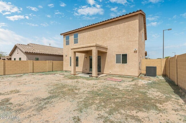 Building Photo - 2 STORY HOME IN BUCKEYE!