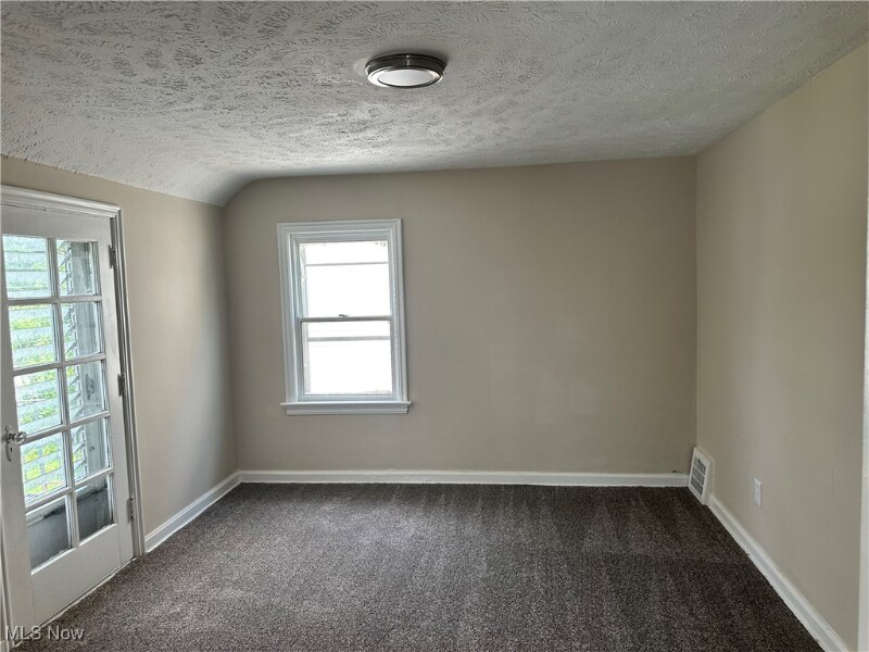 Building Photo - 3759 Northampton Rd