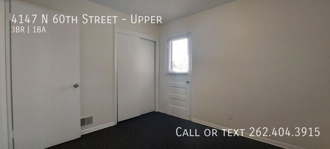 Building Photo - Spacious Partially Rehabbed 3 Bedroom Uppe...