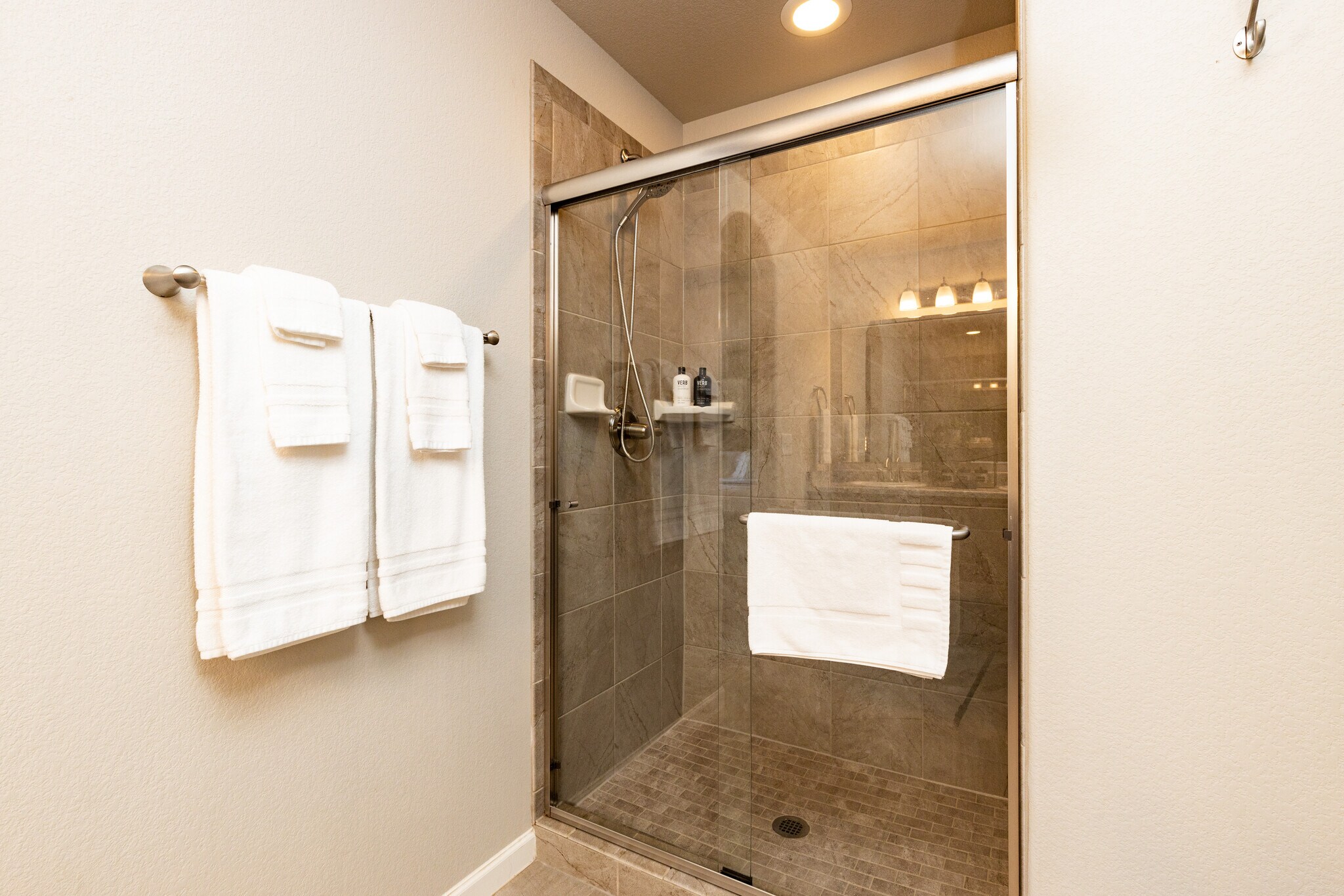 Building Photo - 2097 Birmingham Loop