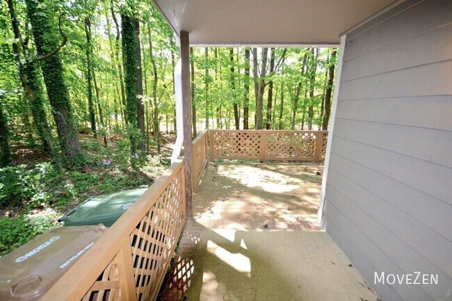 Building Photo - 120 Shady Meadow Cir