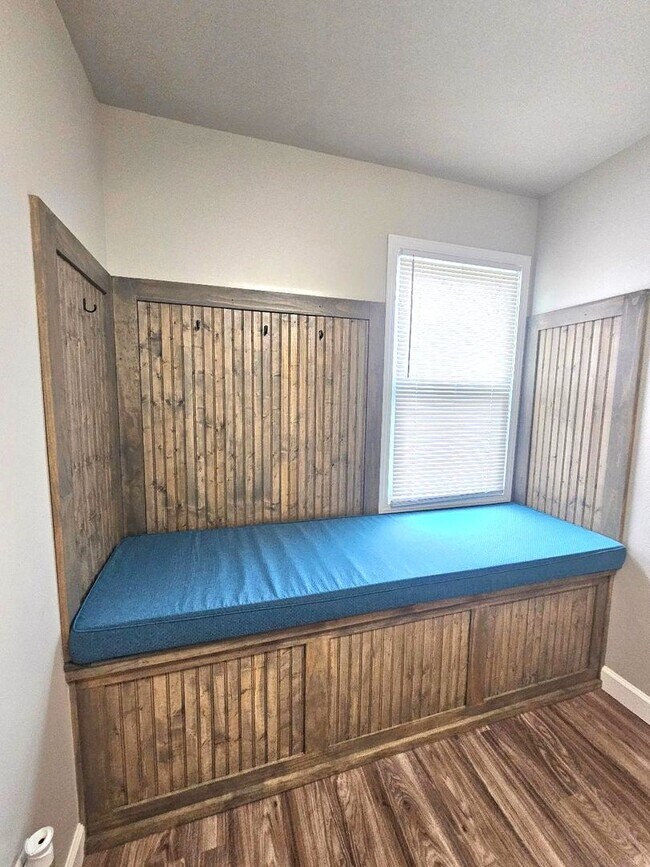 Building Photo - 3 Bedroom home minutes from Prisma Health and Downtown Greenville