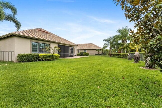 Building Photo - 4615 Siena Cir