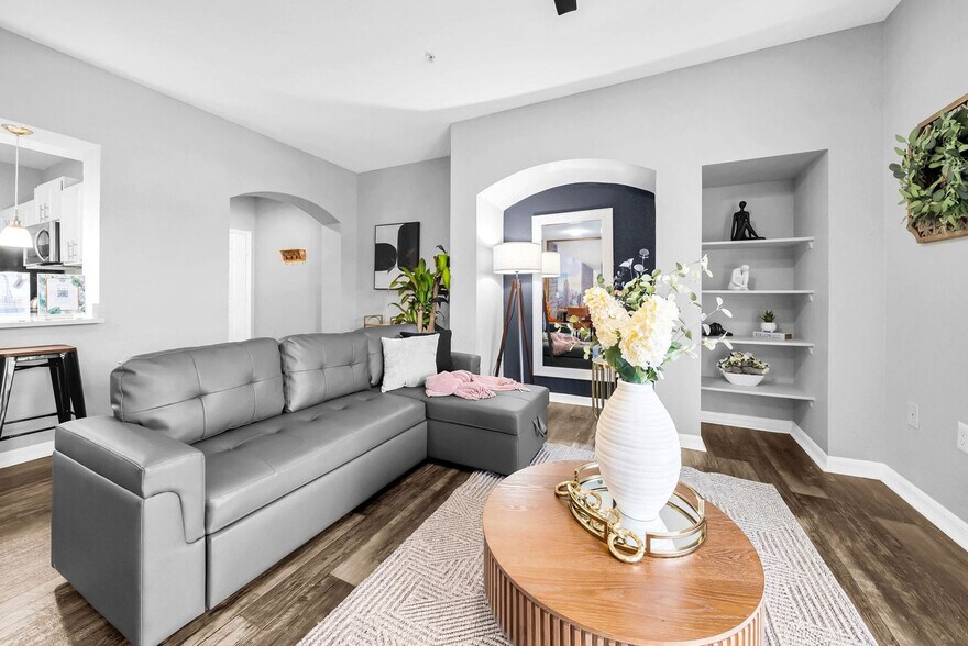 Building Photo - 7628 Southern Brook Bend