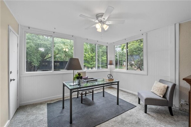 Building Photo - 80 Montre Square NW