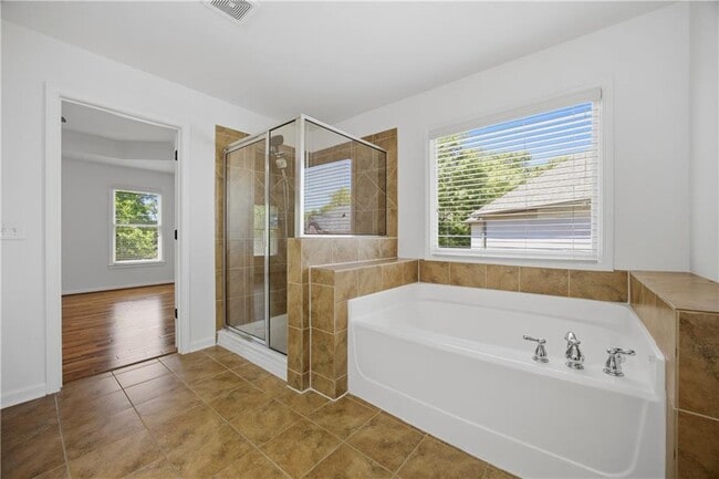 Building Photo - 455 Park Pl Ct