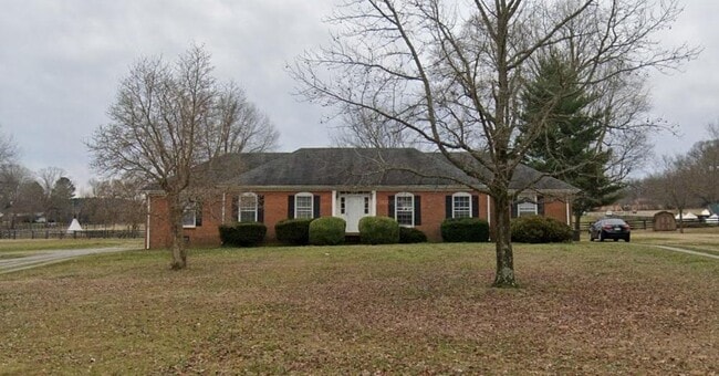 Primary Photo - 128 Cherokee Dock Rd