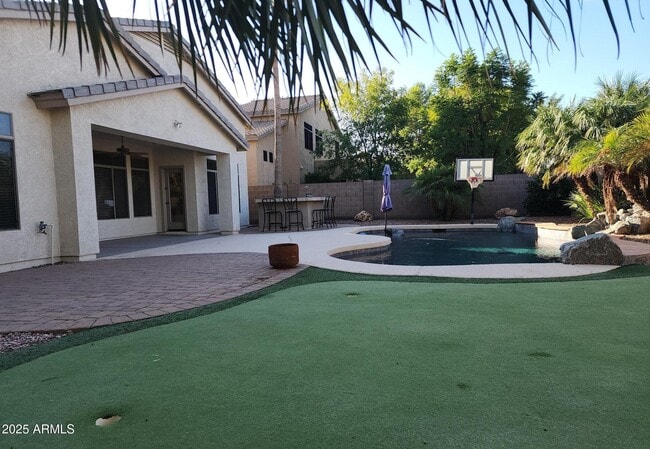 Building Photo - 3530 S McClelland Dr