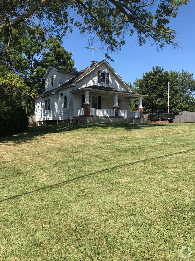Building Photo - 8330 Clough Pike