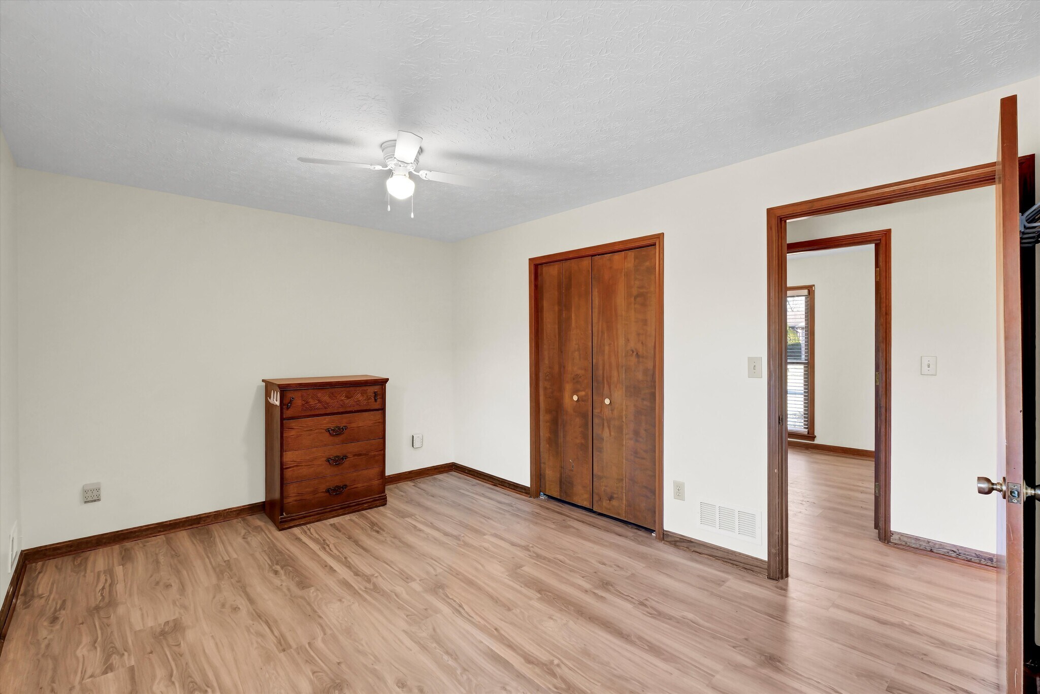 Building Photo - 10312 Going Ct