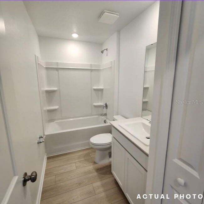 Building Photo - 6432 DOMIZIO Dr