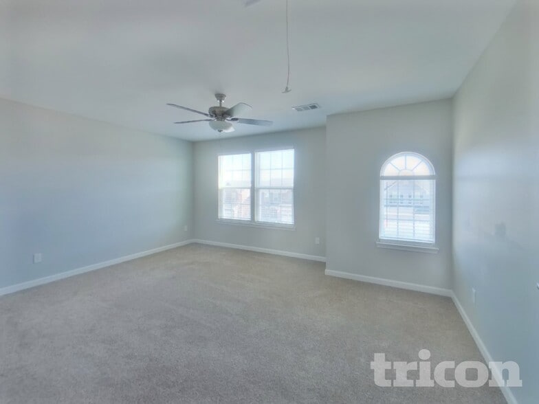 Building Photo - 2920 Cherry Point Ln