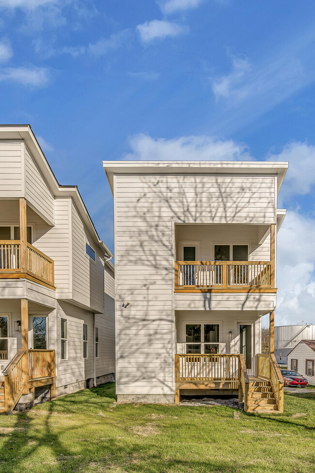 Building Photo - 993 Alice St
